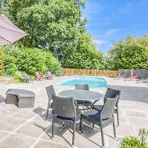  Hébergement de vacances Domaine Du Clégrio
