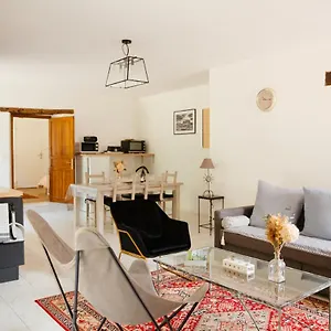  Hébergement de vacances La Borgnardais, 1 à 5 Couchages En Brocéliande